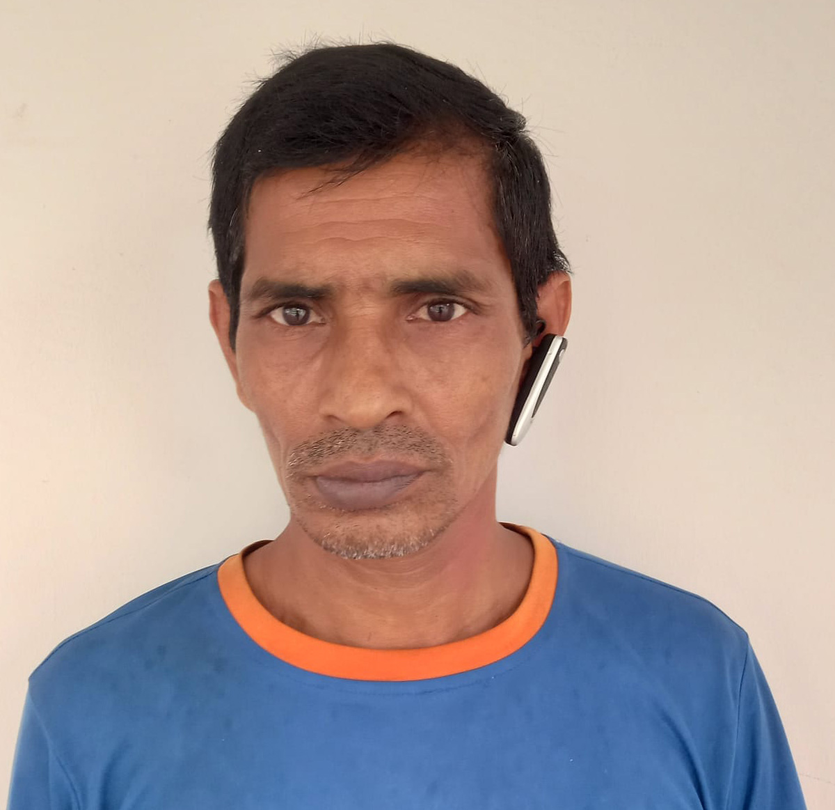 Resident Wee Sin Tian says: “Shadon is very hardworking, kind and friendly. He always helps me place my floor mat on my shoe rack when I forget to do so on floor-cleaning days. My 1.5-year-old son likes him very much.”