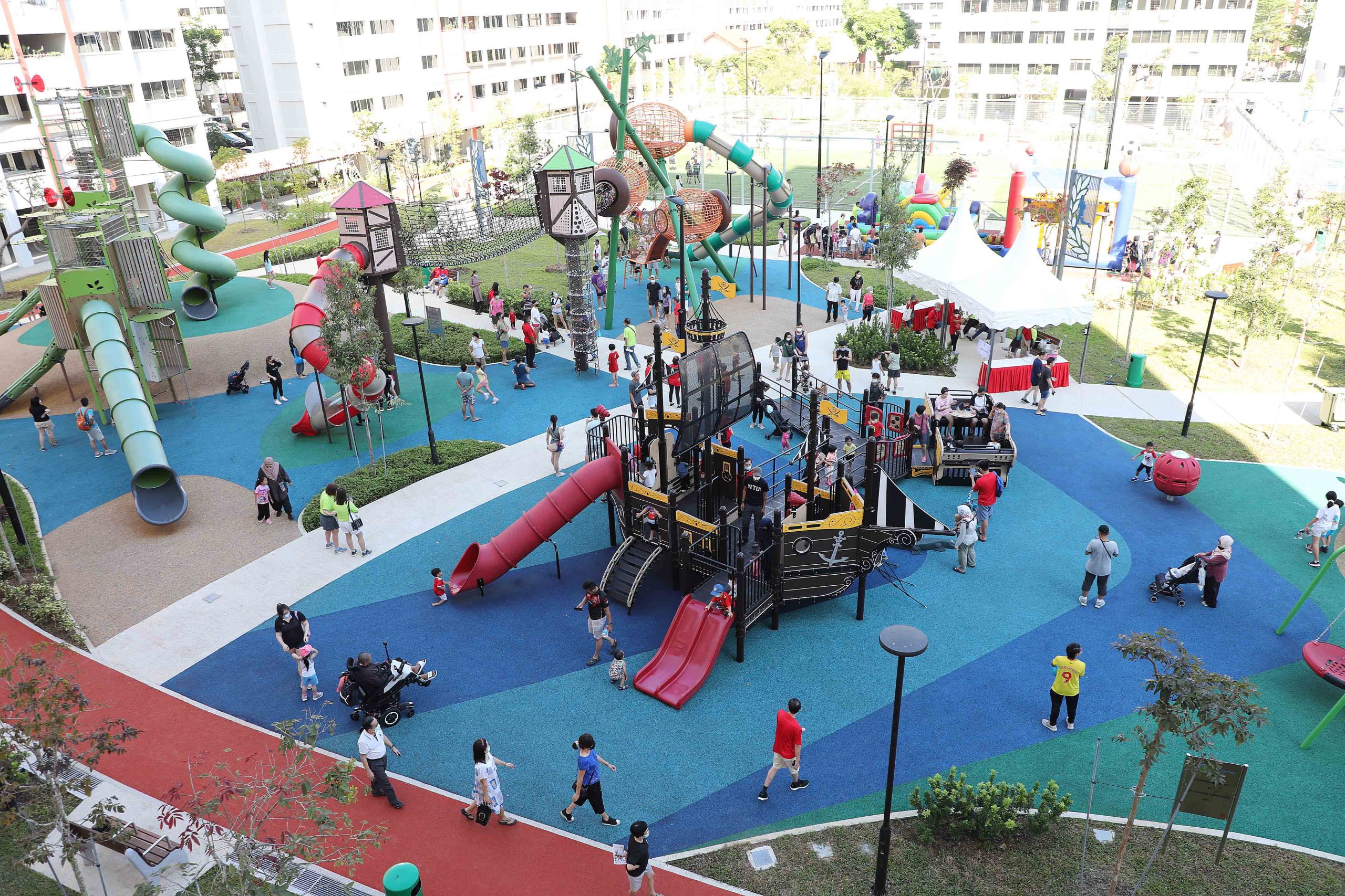 Several tower structures (see above) literally take play to a new height, offering climbing nets and slides to be enjoyed by 5 to 12-year-olds.