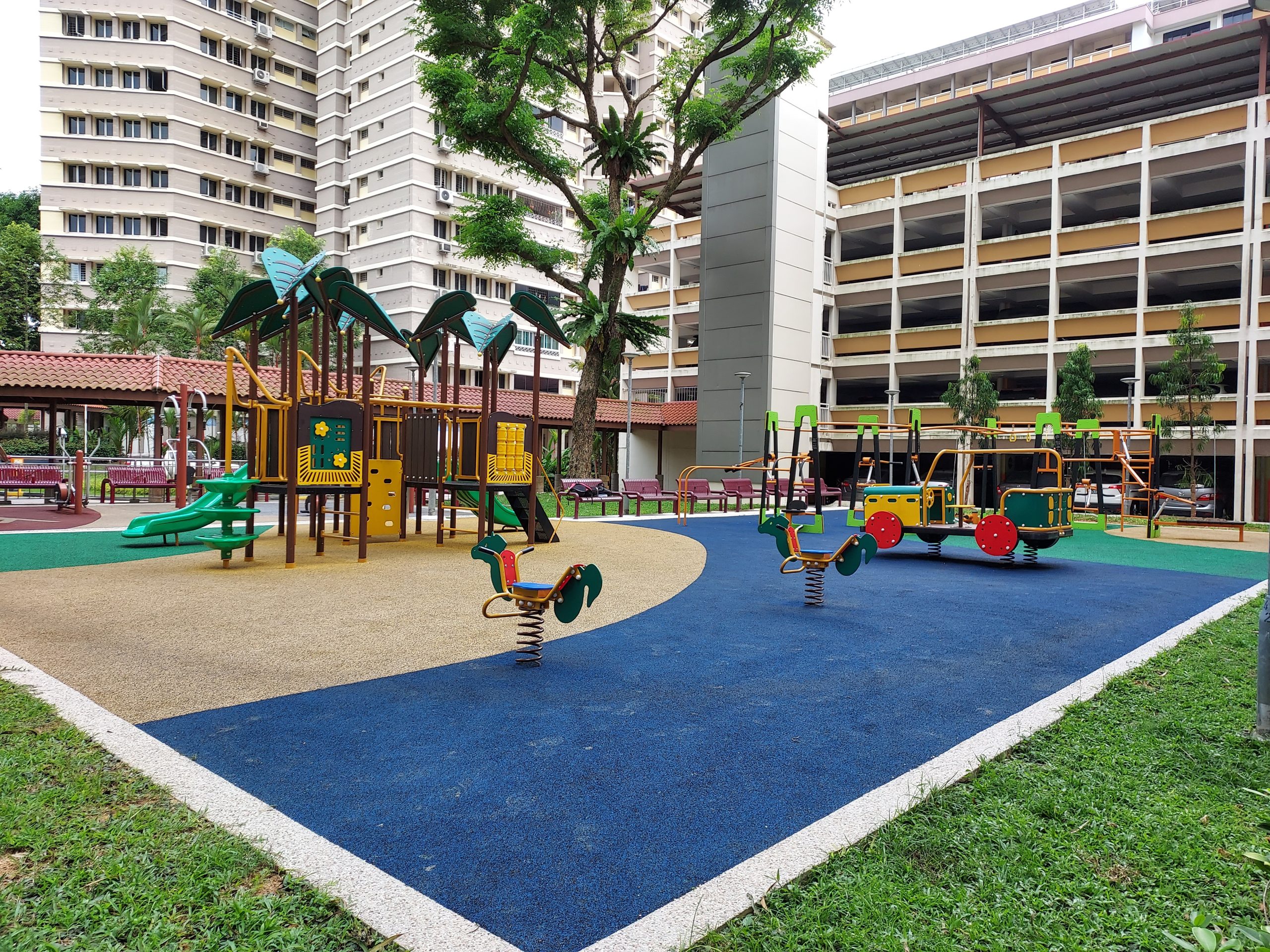 Hong Kah North: Take a walk on the ‘wild’ side at Block 404 Bukit Batok West Avenue 7.