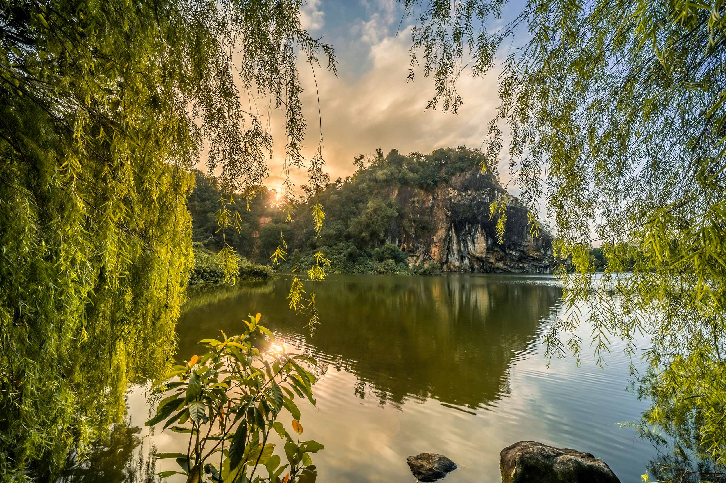 Bryan’s winning shot of Little Guilin at sunrise.