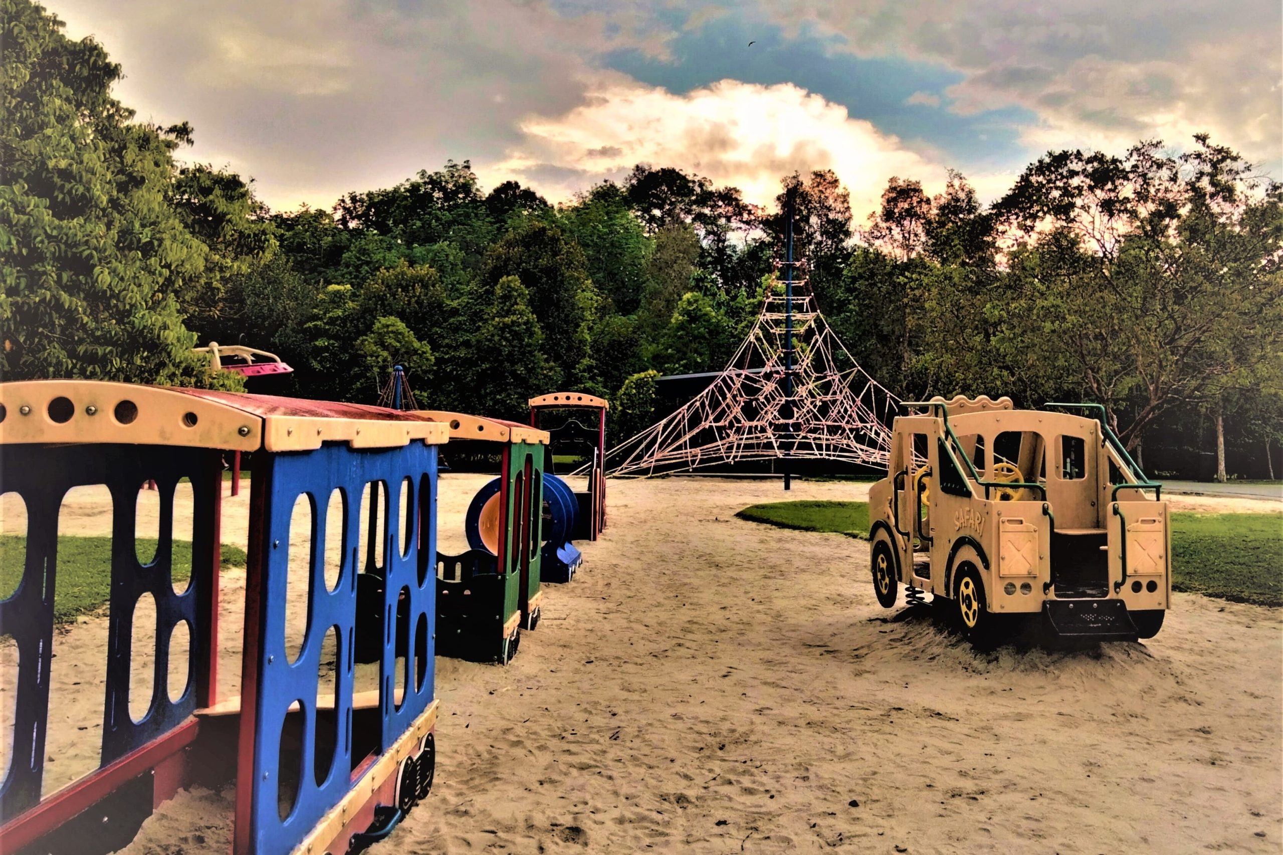 Chua Chu Kang estate’s Guo Shun’s photo of the playground at Choa Chu Kang Park kicks off the calendar in January.